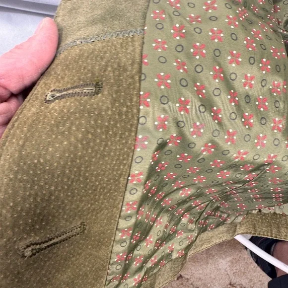Vintage, Sz 4, custom, olive green genuine Suede Leather suit with Embroidery. - Picture 11 of 15